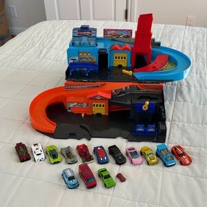 Hot Wheels Ultra Hots Sto & Go Trackset + extra cars